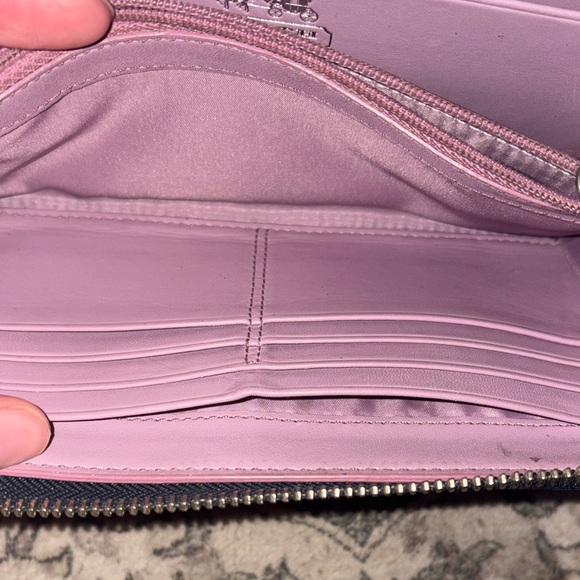 Coach Multicolor Circle Pattern Wallet - Picture 4 of 11